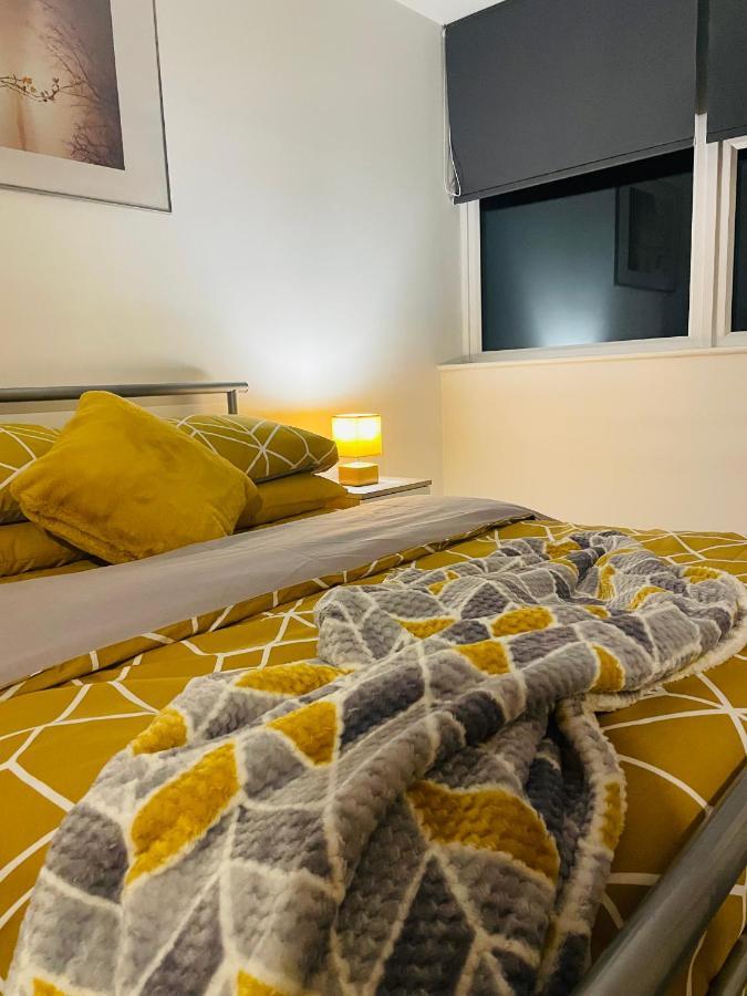 #0509 Two Bedroom Serviced Apartment- Free Parking Дарби Екстериор снимка